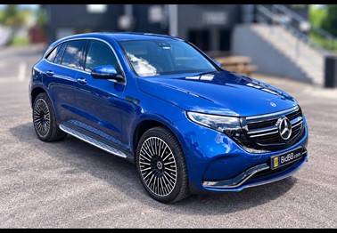 001 E01 Mercedes Eqc 400 Front Three Quarter Right