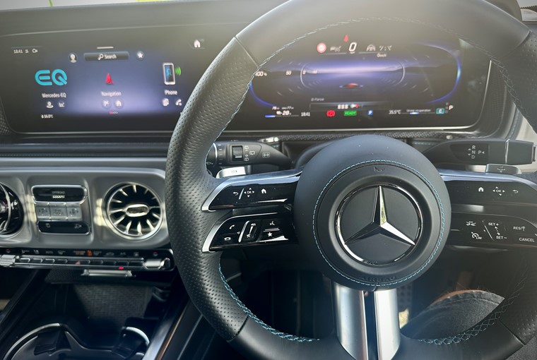 4573 Mercedes Benz G580200