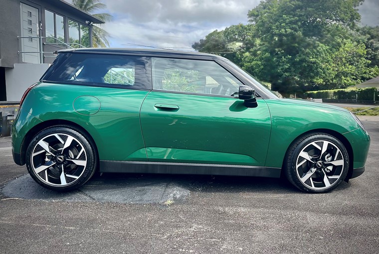 23 Mini Cooper 160Kw SE Exclusive3