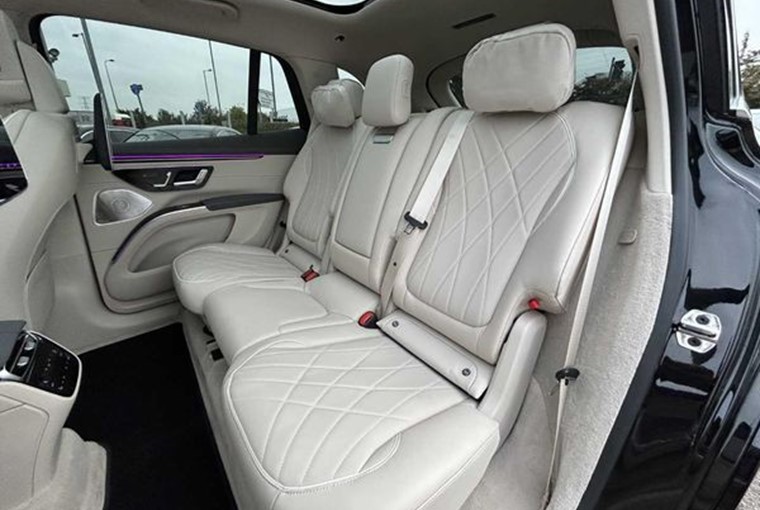 70 Mercedes EQS580 Int3