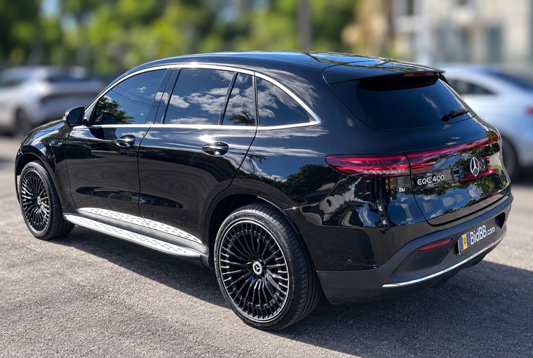 103 E05 Mercedes Eqc Eqc Rear Three Quarter Left