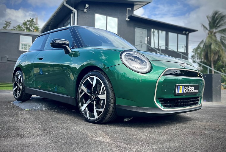 23 Mini Cooper 160Kw SE Exclusive2
