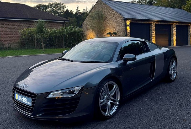 18 Audi R8 4.2 Quattro SA Fsi V8 Quattro R Tronic Auto 1