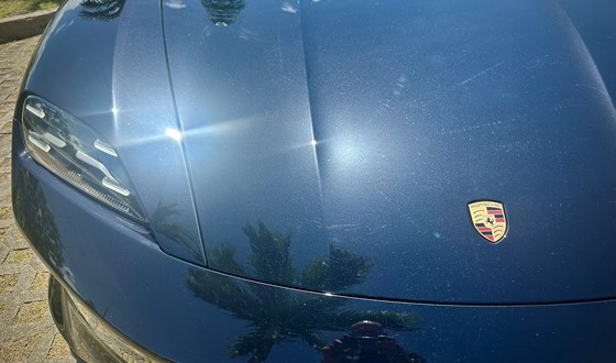8202 Porsche Taycan 4S Exterior109