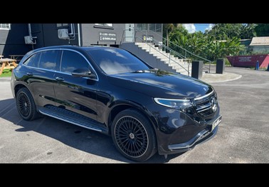 103 E01 Mercedes Eqc Eqc Front Three Quarter Right